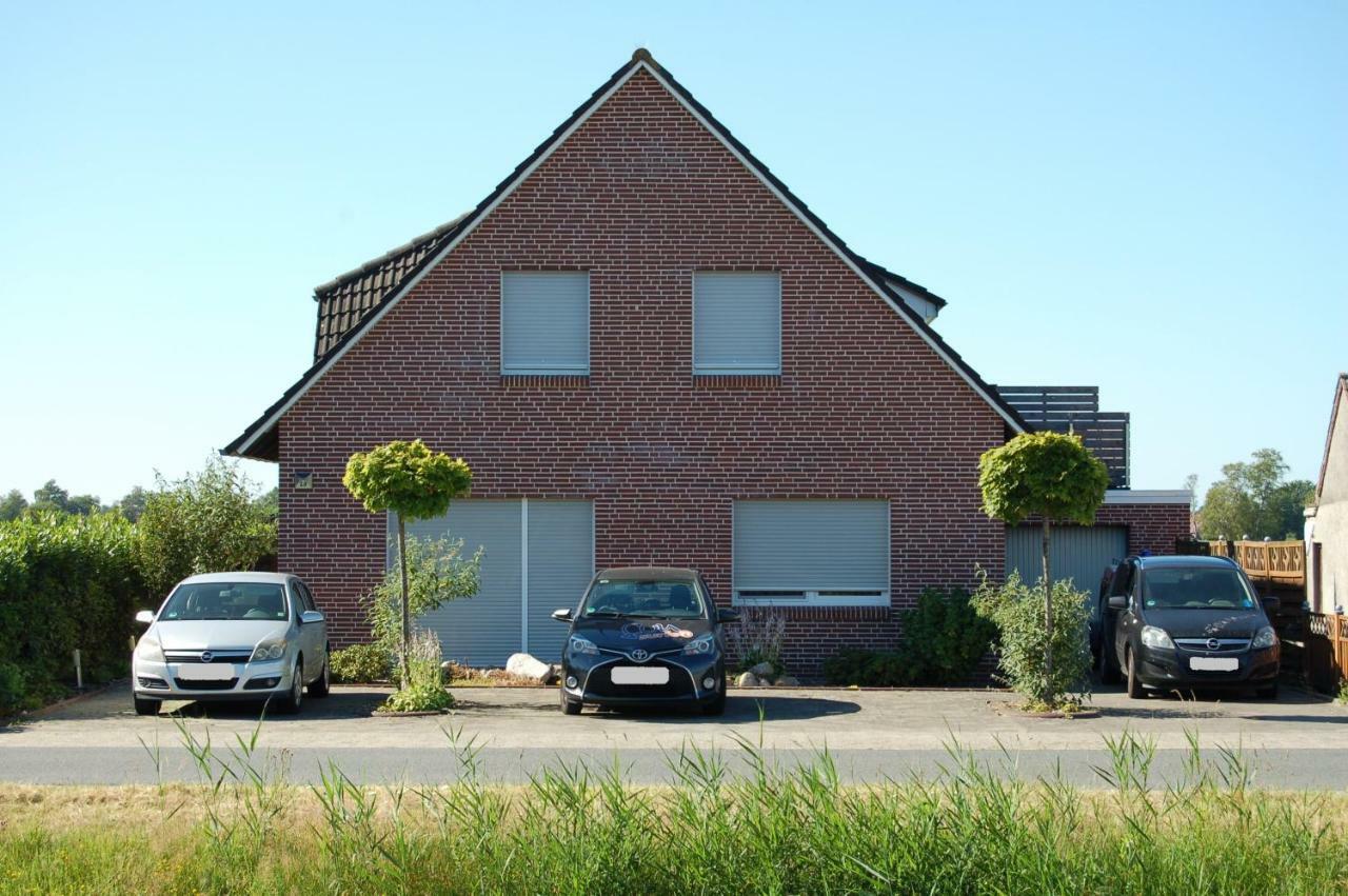 Ferienwohnung Wiekenblick Wiesmoor Bagian luar foto